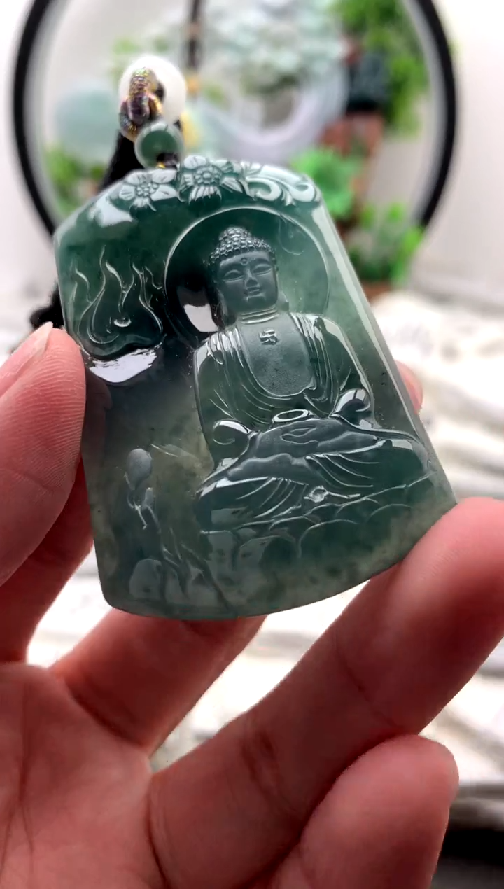 【闪购商品】翡翠颈饰未镶嵌大日如来