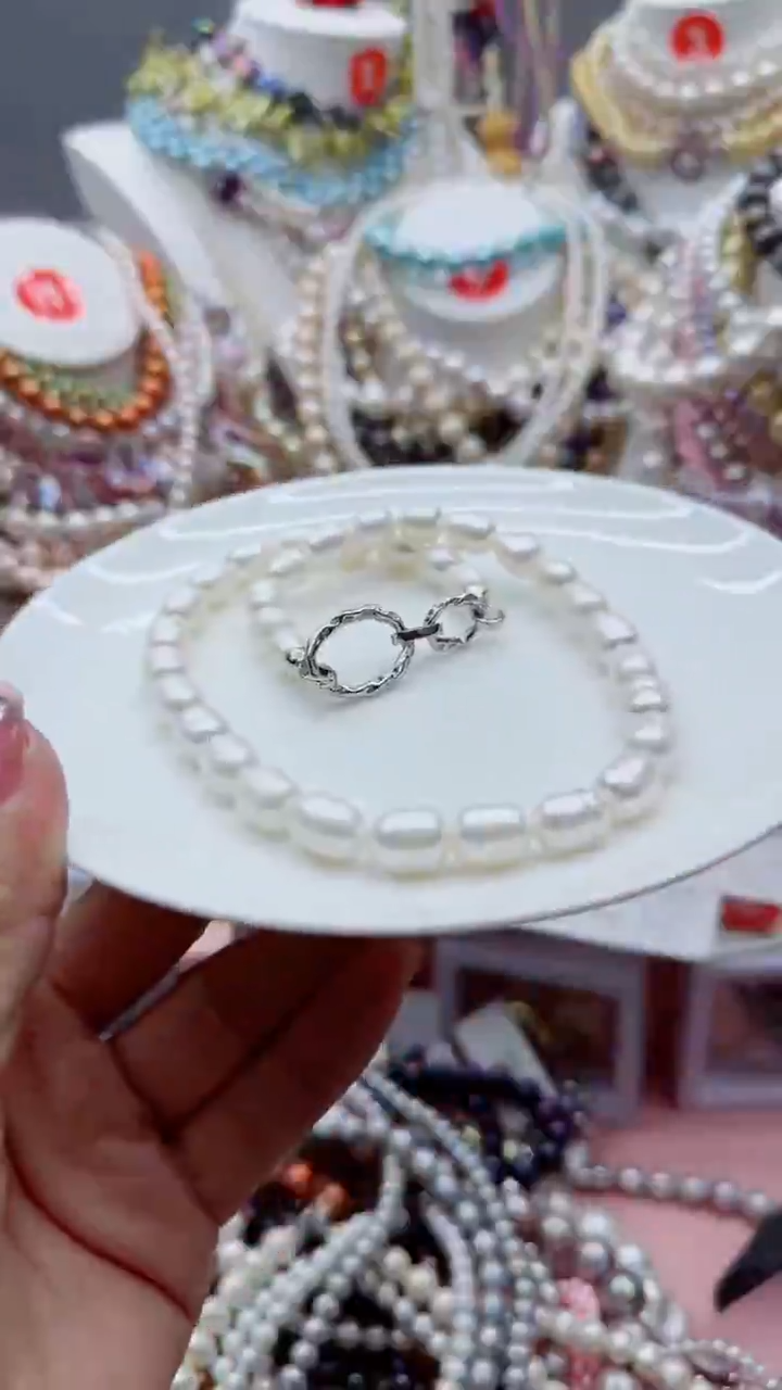 淡水珍珠未镶嵌颈饰1