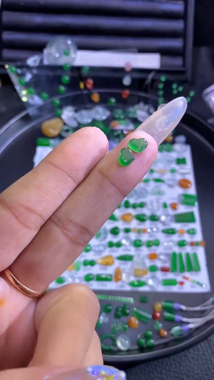 未镶嵌挂件翡翠爱心