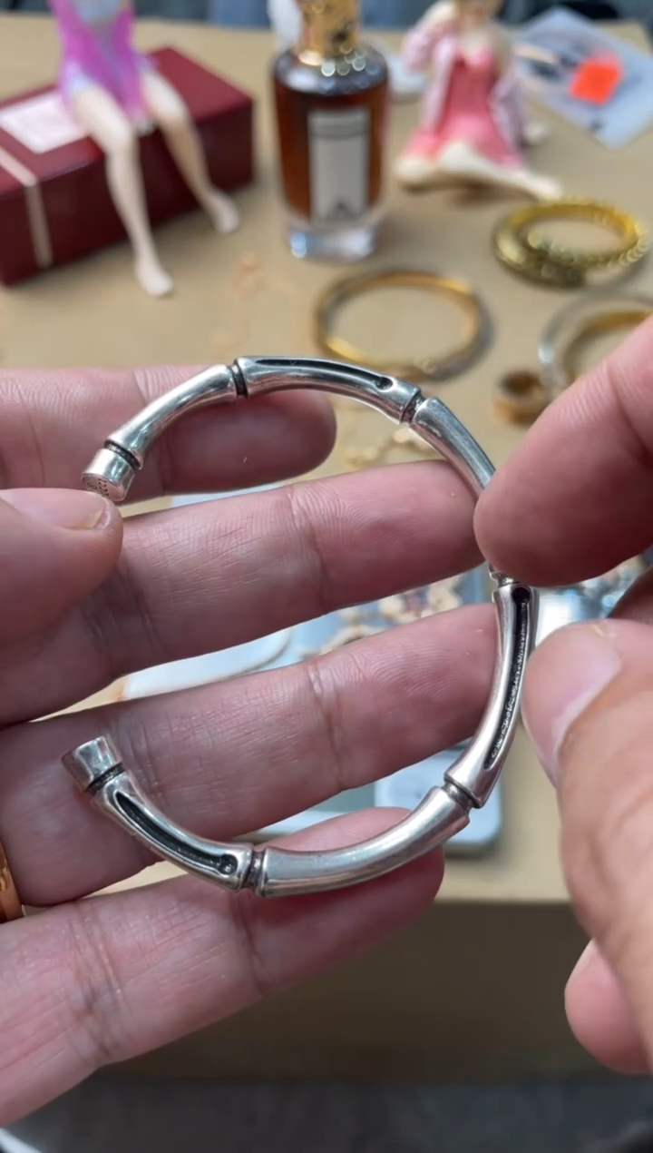 瓷片嘉荣当康大姐fu的总铺