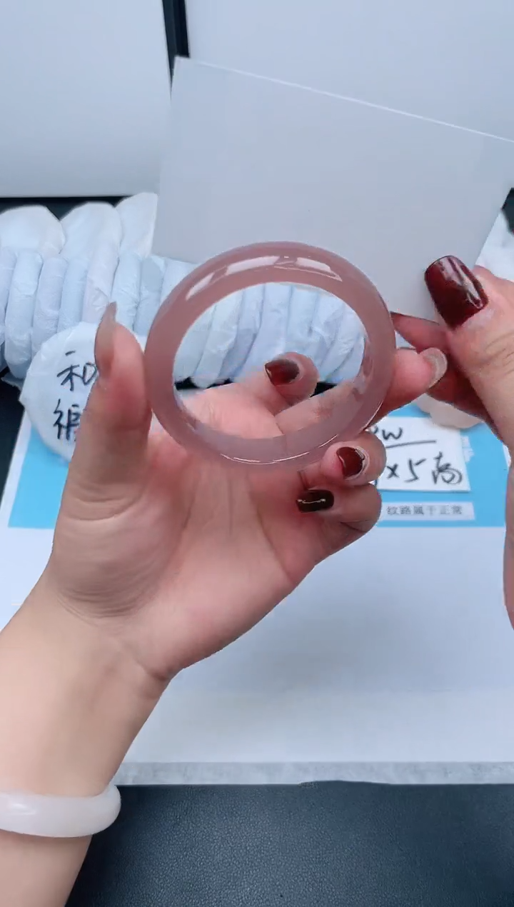 【闪购商品】石英质玉手镯未镶嵌183-54.6