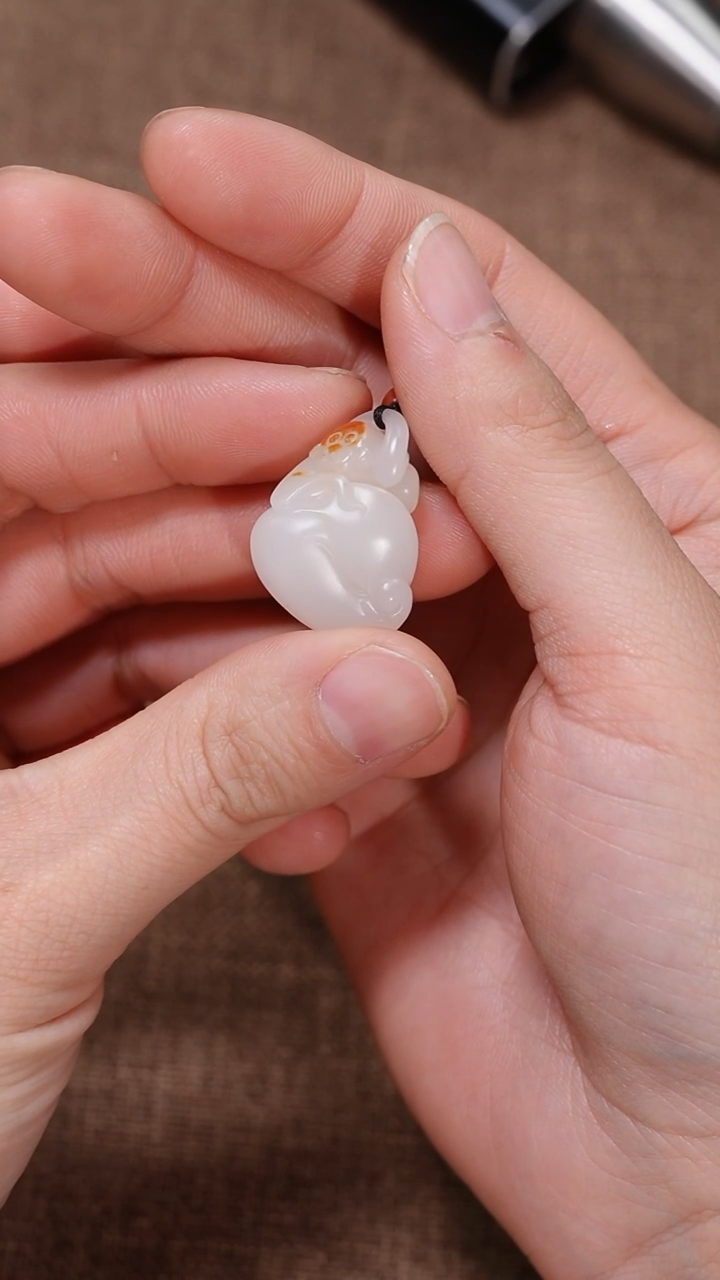 【闪购商品】和田玉颈饰未镶嵌01