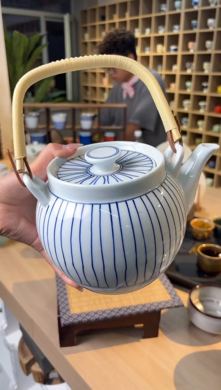立图8号茶壶（微微瑕福利）