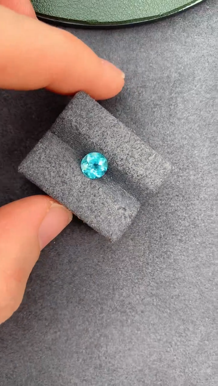 【闪购商品】磷灰石裸石未镶嵌1ct磷灰石