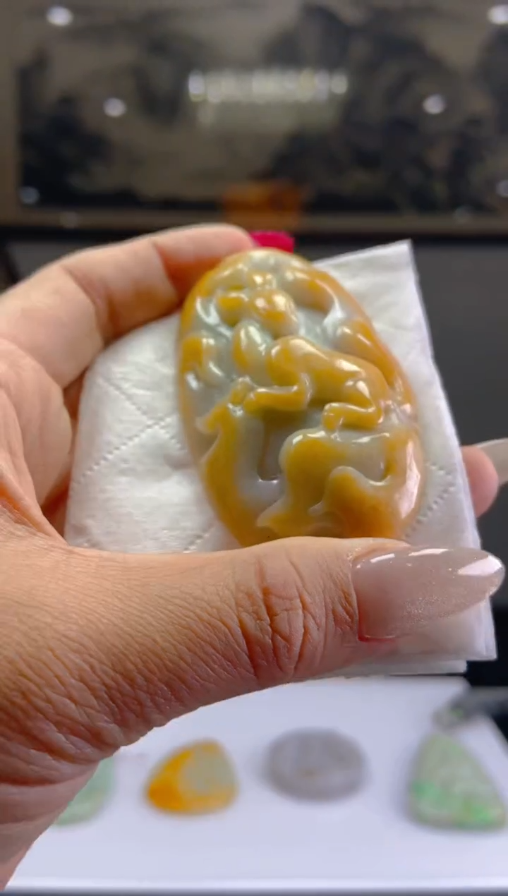 【闪购商品】定制翡翠未镶嵌XLJ毛货翡翠TY00017