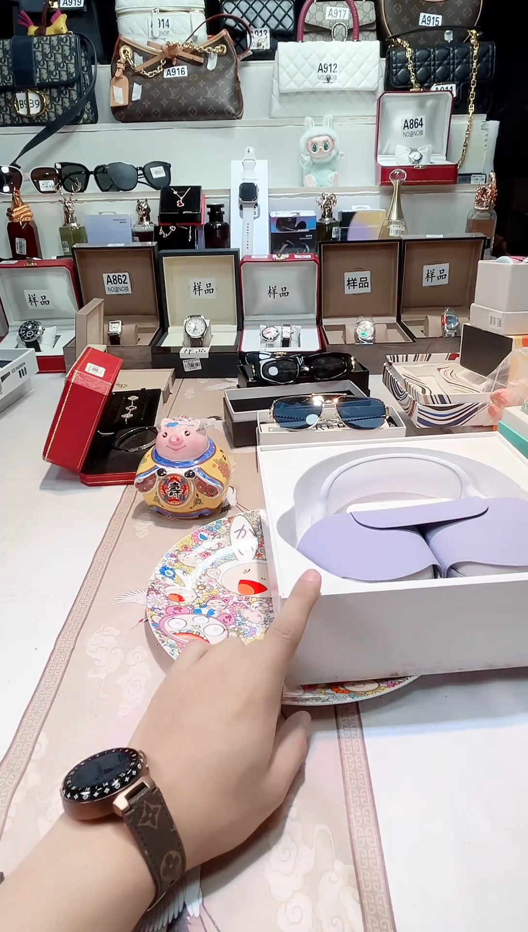 瓷片瓷器 库房到期 全部地板价@@1