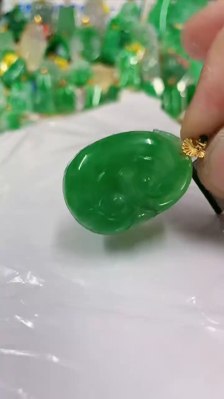 【闪购商品】翡翠18K金镶嵌吊坠(不含链)挂件