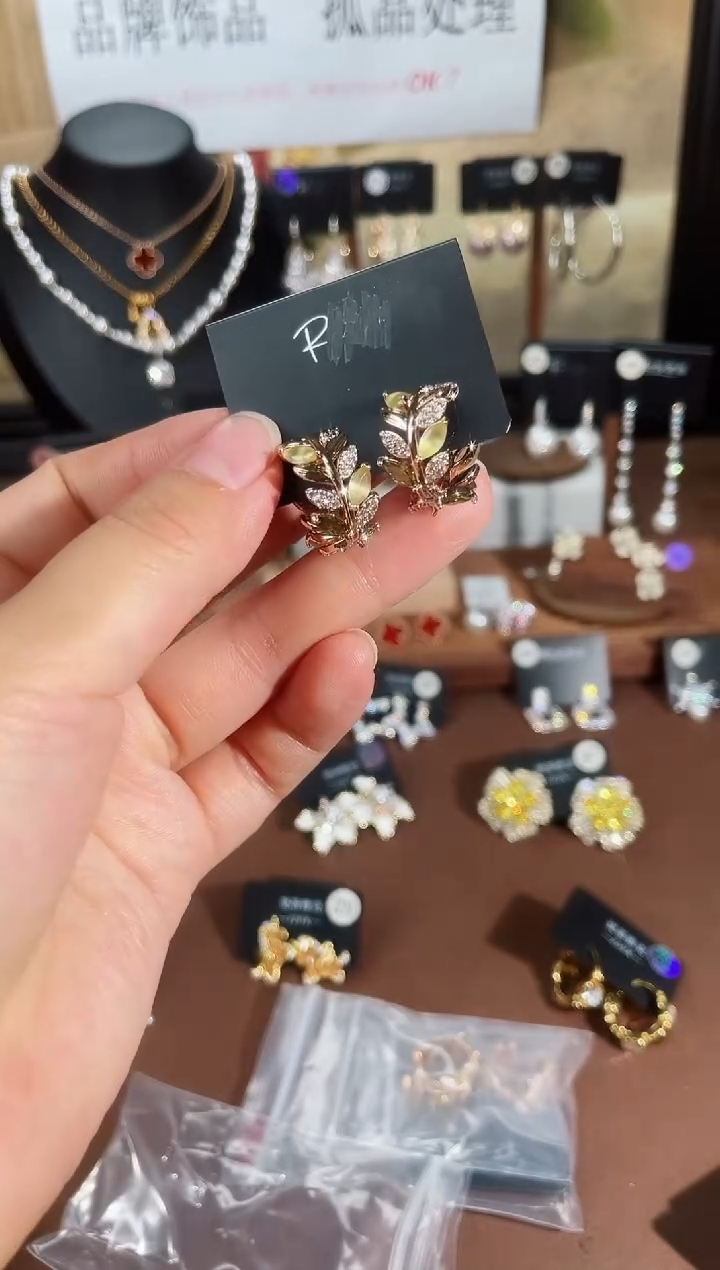 合金925银锆石里462