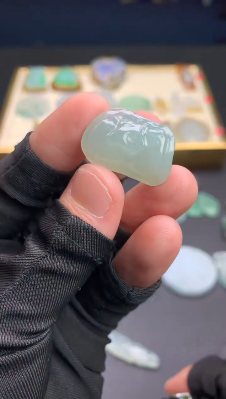 【闪购商品】定制翡翠未镶嵌            
