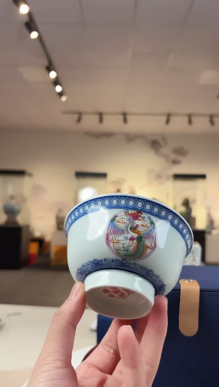 陶瓷绿稀4.5英寸四凤团纹碗+礼盒