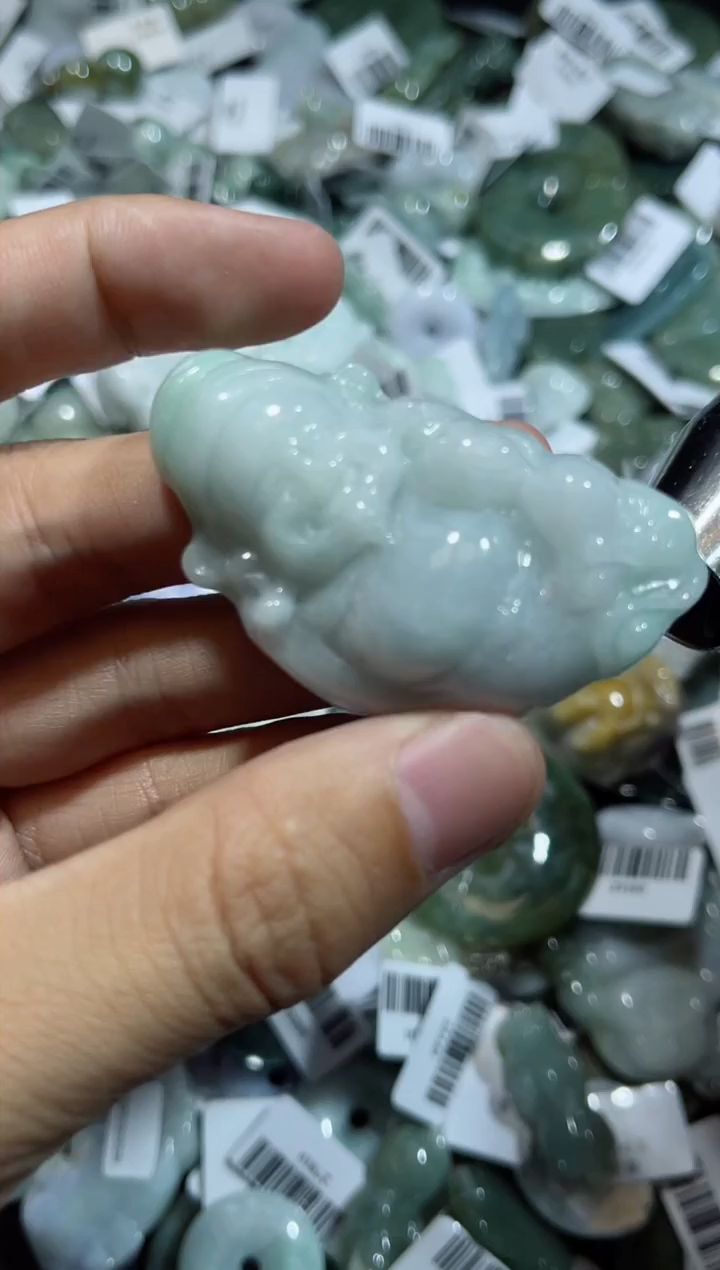 【闪购商品】翡翠颈饰未镶嵌00002892