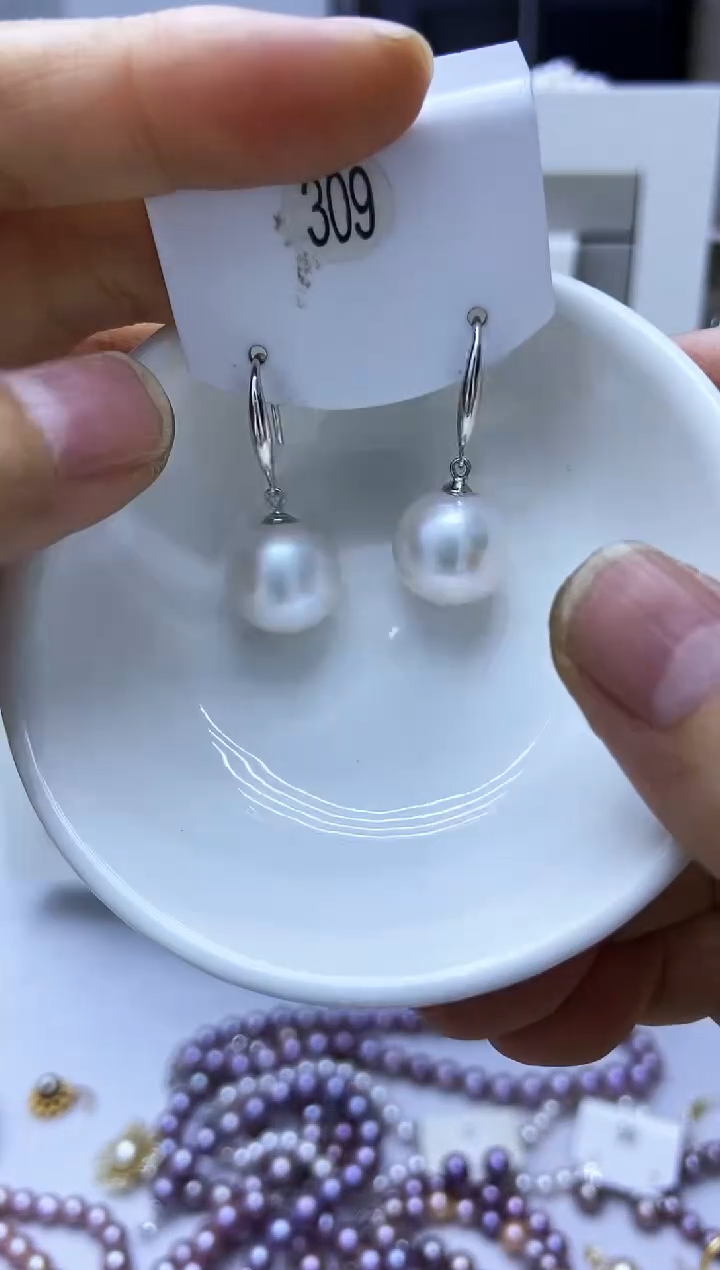 银S925镶嵌淡水珍珠耳饰309