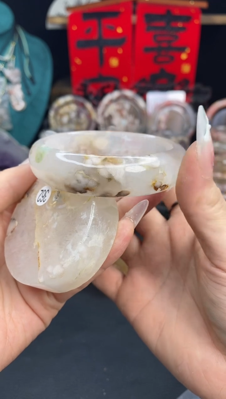 【闪购商品】石英质玉手镯（圆镯）未镶嵌58.8