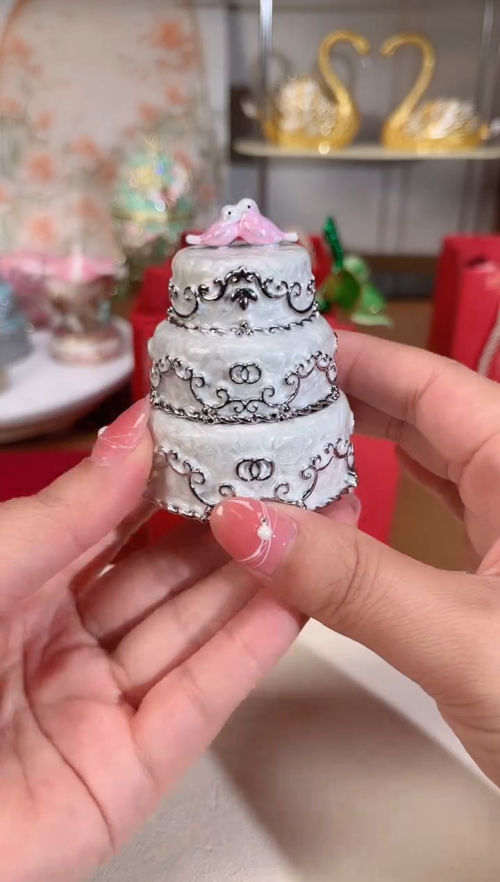 【闪购商品】易尚宝珐琅彩首饰盒