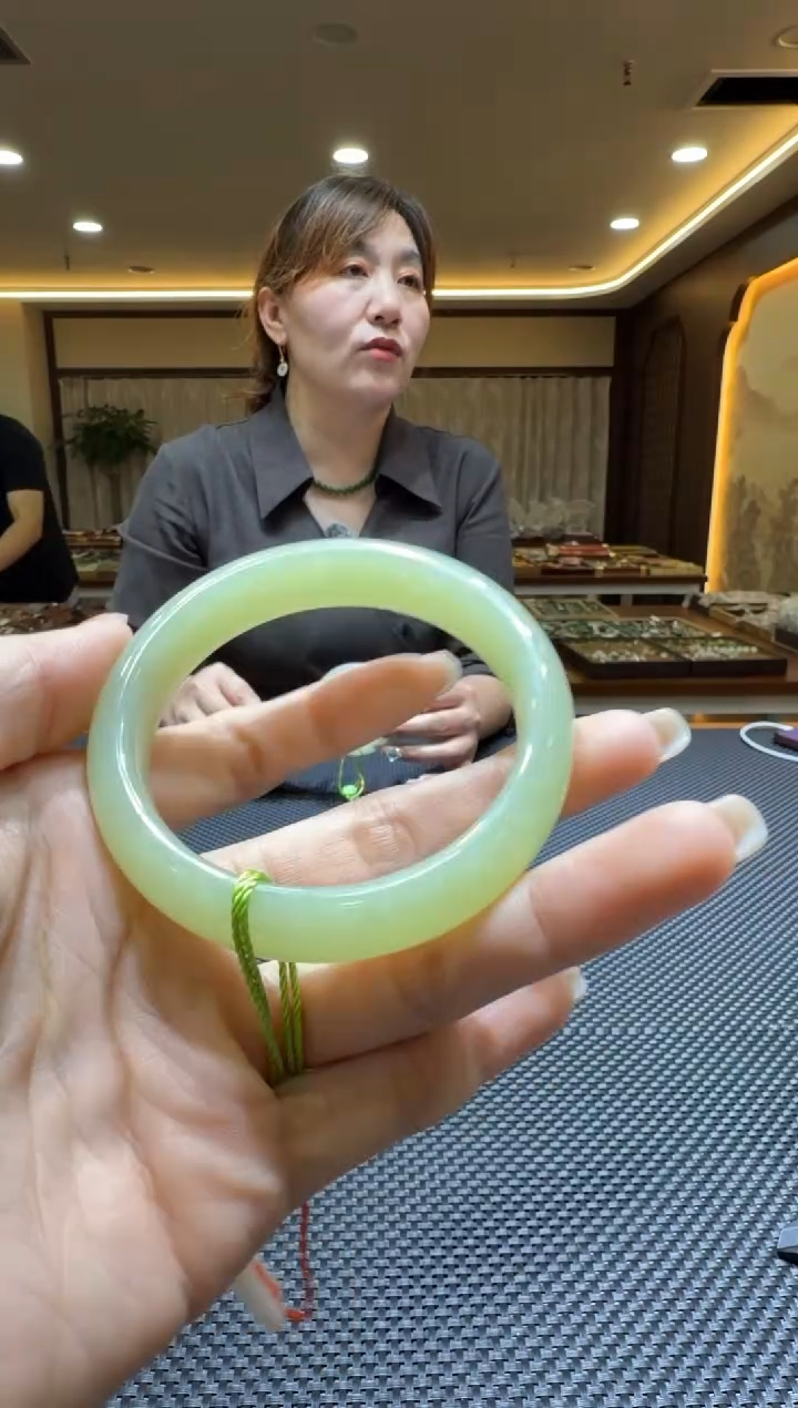 颈饰未镶嵌和田玉手镯57