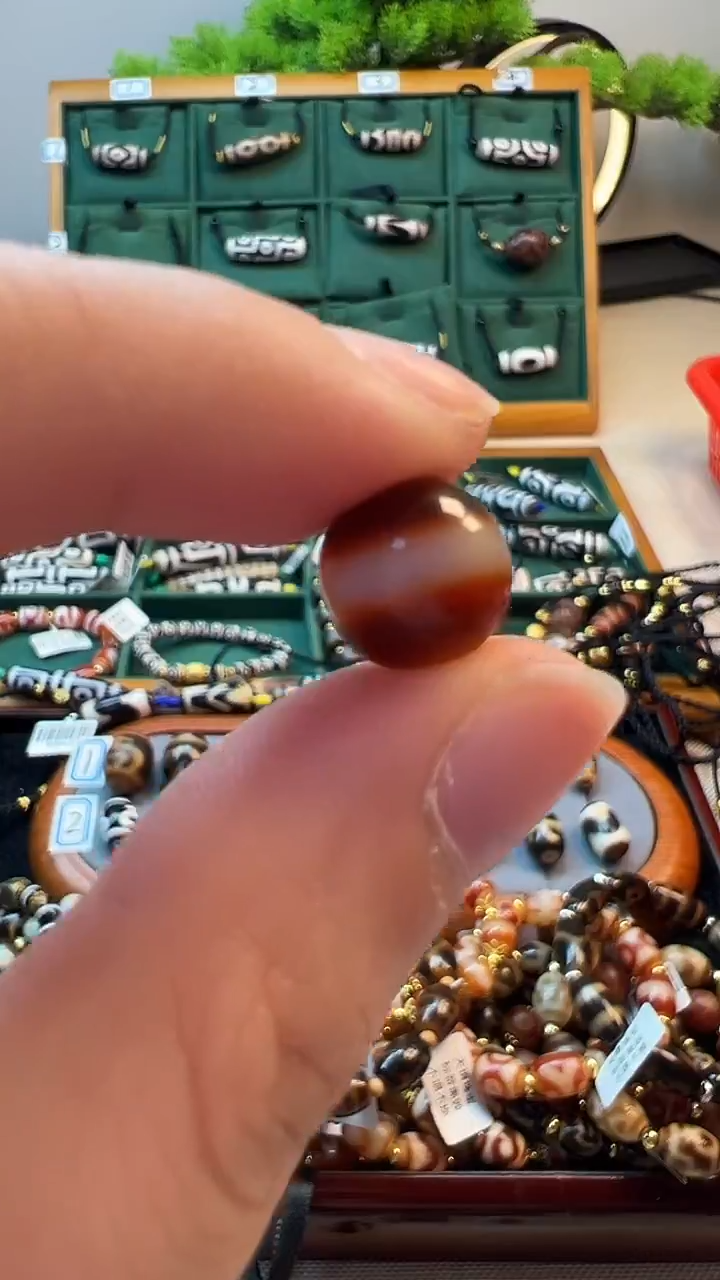 玛瑙/玉髓（覆膜）颈饰未镶嵌53（微瑕随机发货）