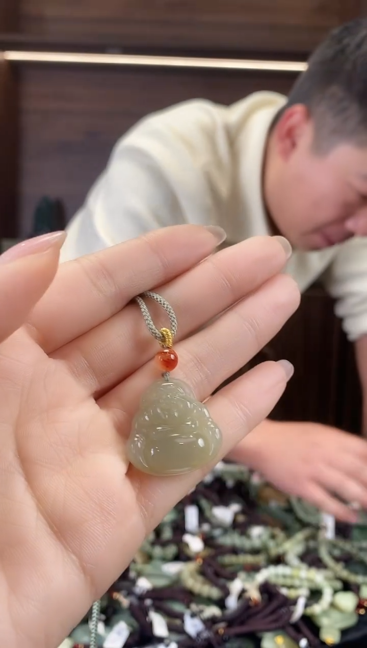 【闪购商品】和田玉颈饰未镶嵌多样性发货，拍一发一