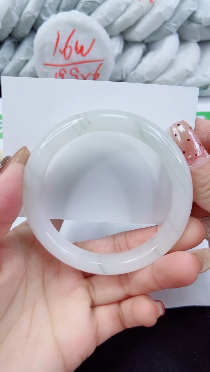 【闪购商品】石英质玉手镯未镶嵌213