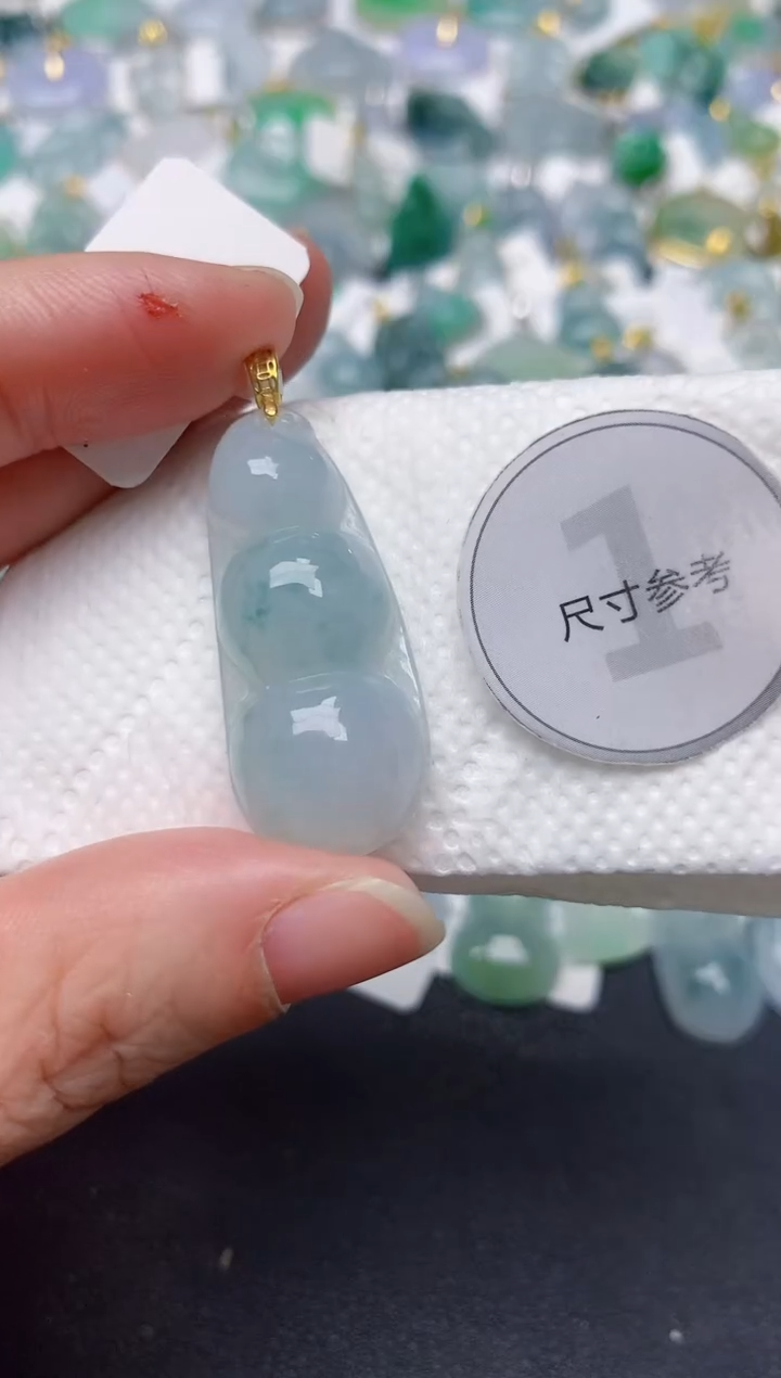 颈饰未镶嵌翡翠天然缅甸A货翡翠