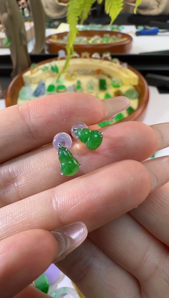 【闪购商品】翡翠耳饰18K金镶嵌缅甸A货翡翠耳饰