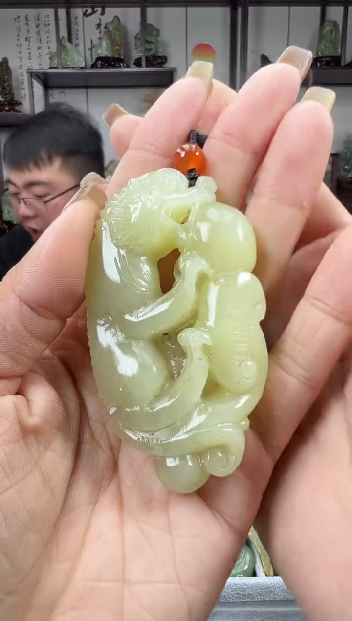 未镶嵌和田玉把件1