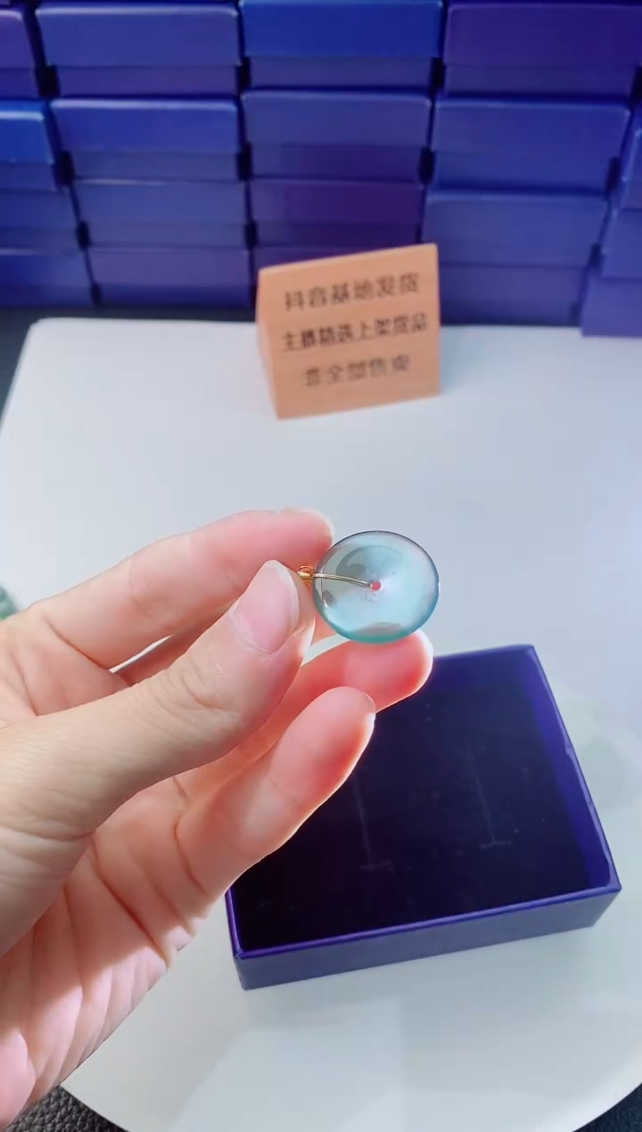 翡翠未镶嵌颈饰1111111111