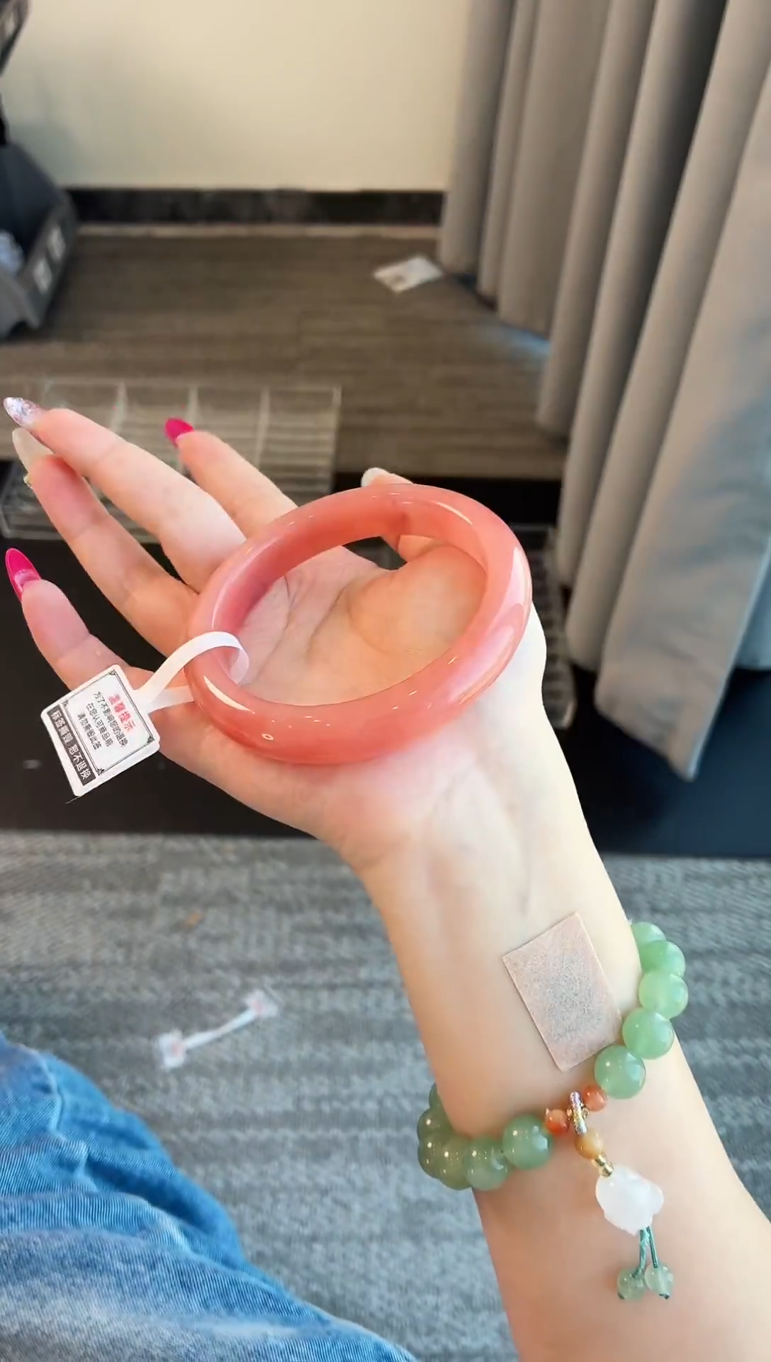 未镶嵌手镯石英质玉36.59