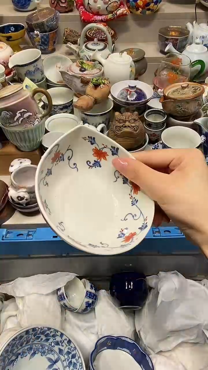瓷片简****】系统自动截取直播间实时画面