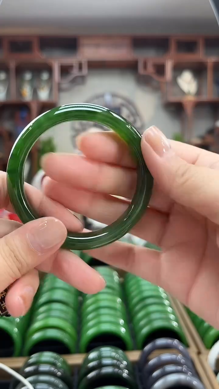 未镶嵌手镯和田玉54.4