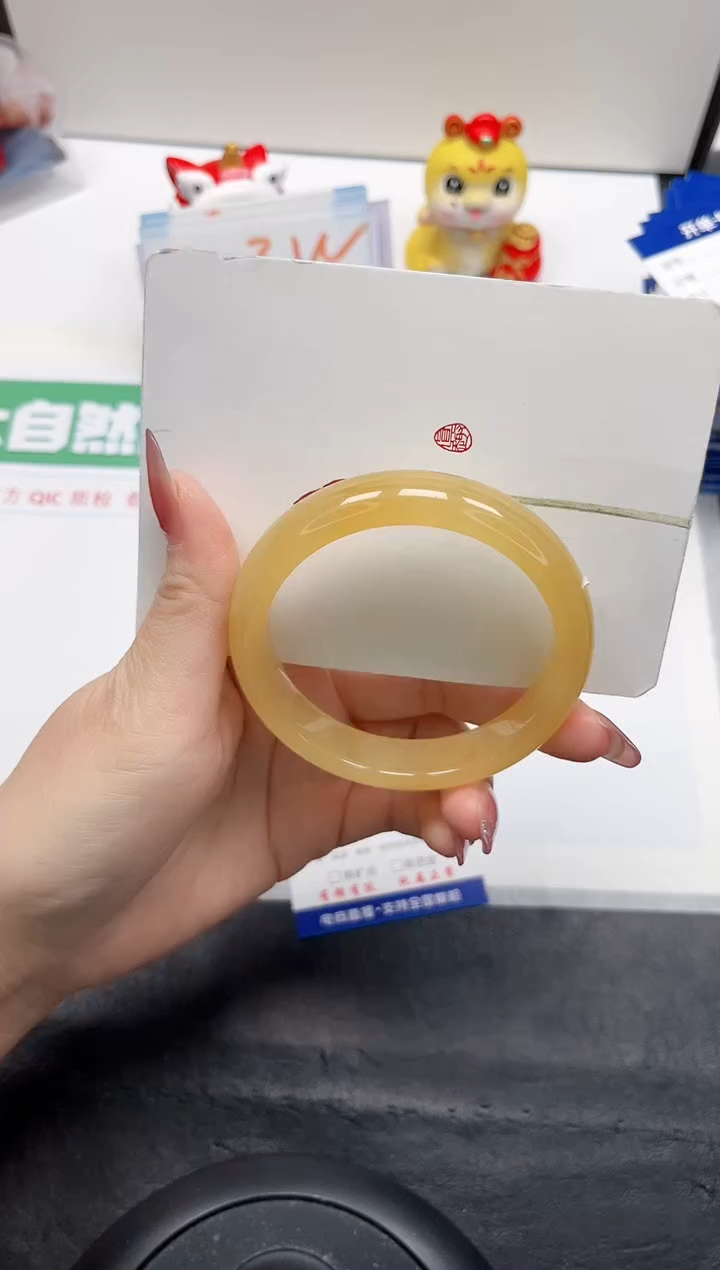 【闪购商品】石英质玉手镯未镶嵌324-59.1