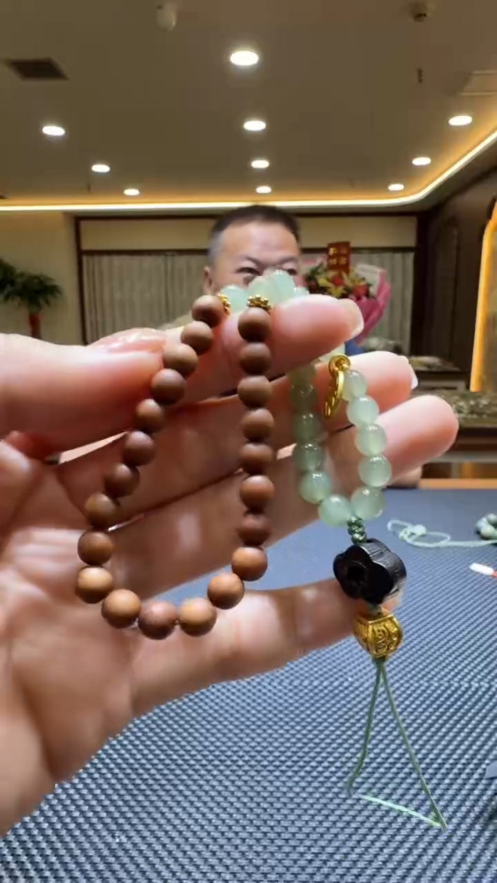 颈饰未镶嵌和田玉挂件（多样性发一）