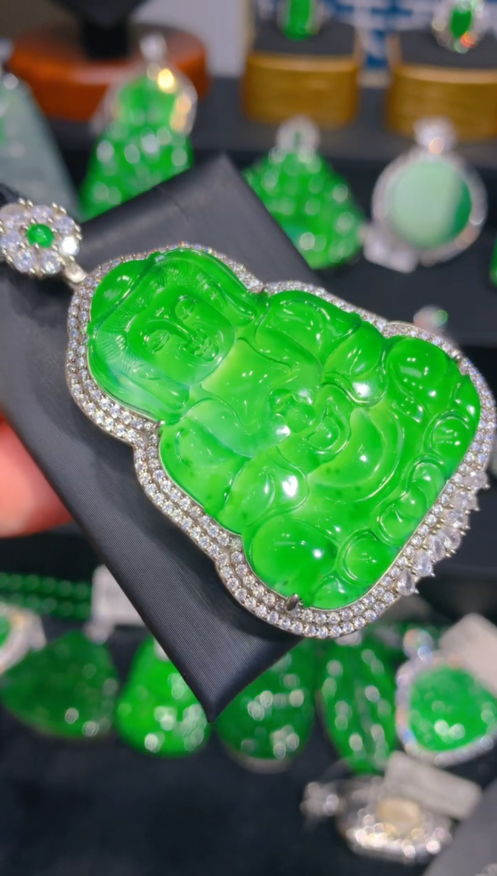 【闪购商品】翡翠颈饰银S925镶嵌43一季