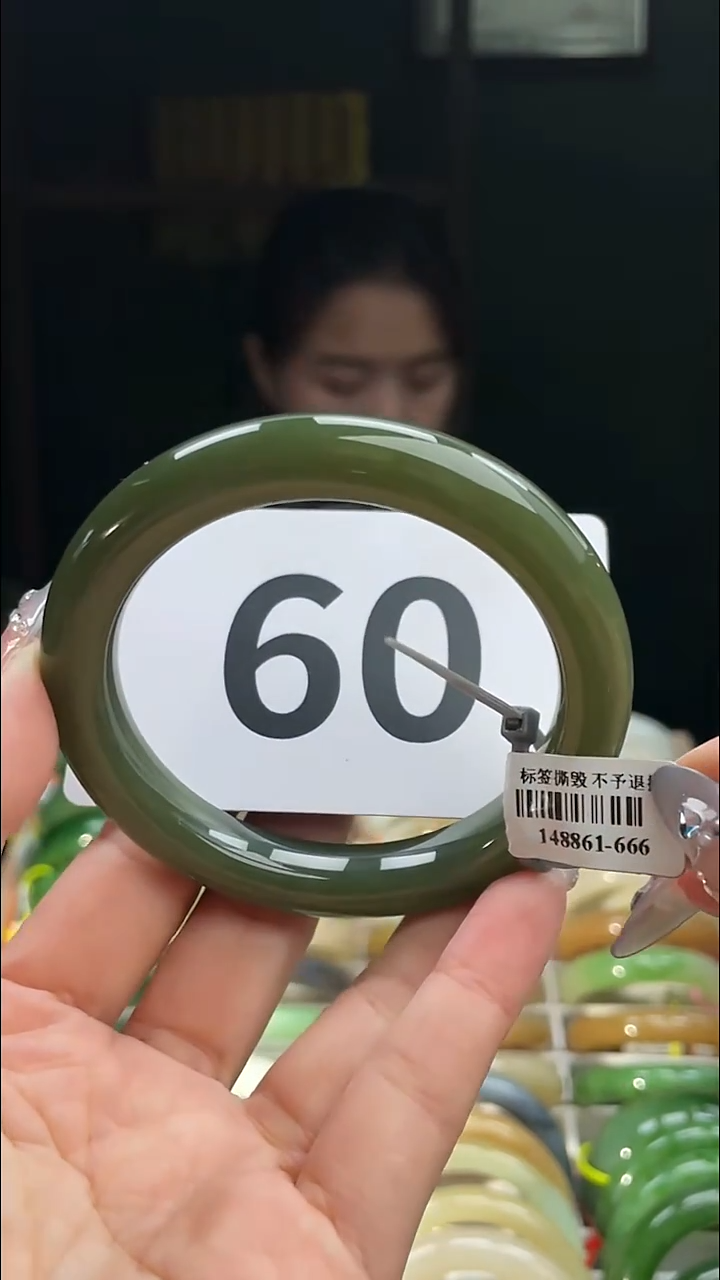 定制和田玉和田玉手镯