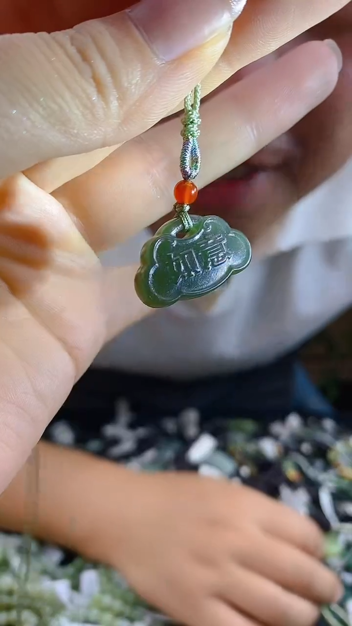 和田玉未镶嵌颈饰多样性发货，拍一发一