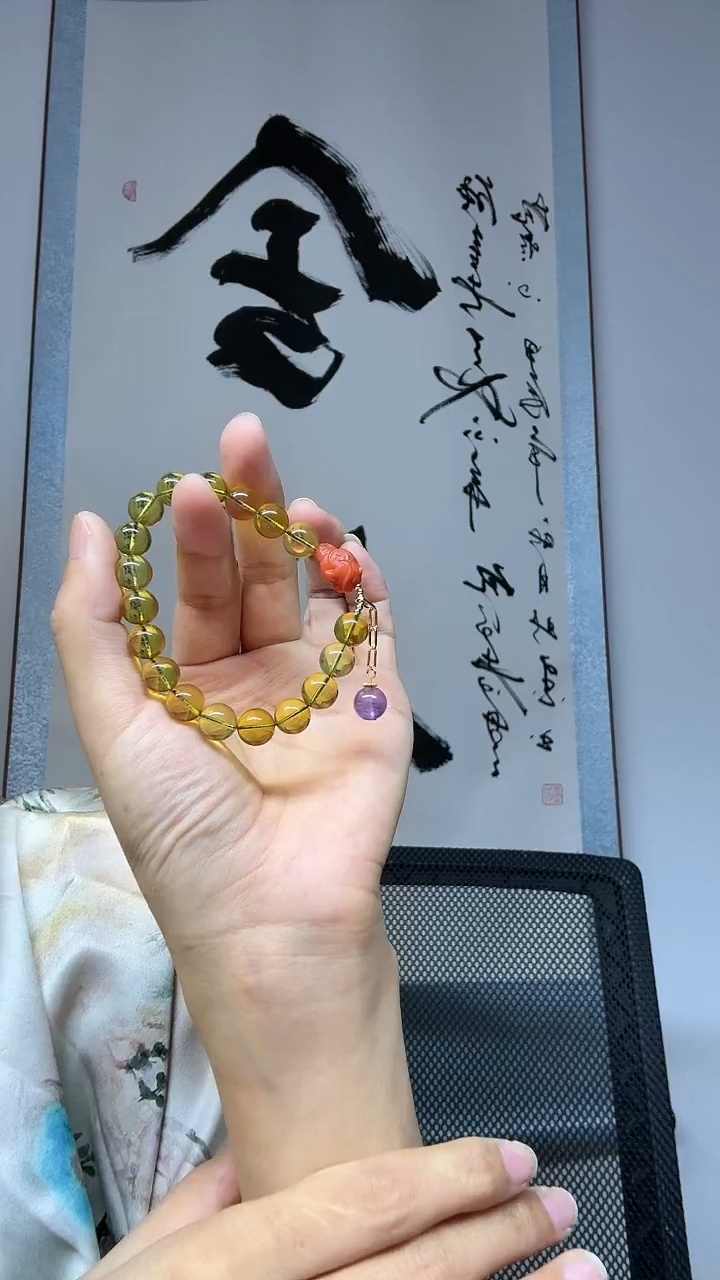 未镶嵌琥珀手串金蓝珀卡9