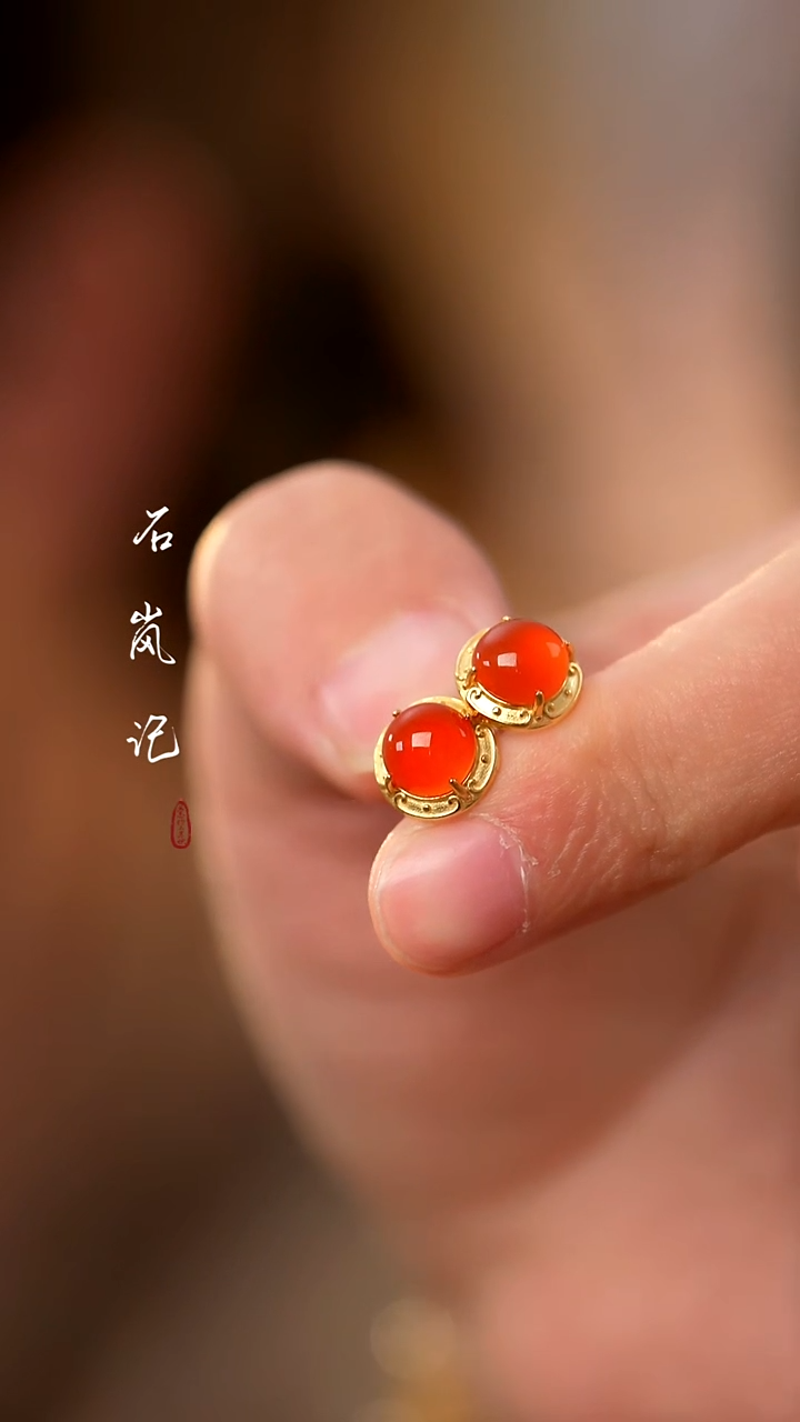 银S925镶嵌南红玛瑙耳饰经典款