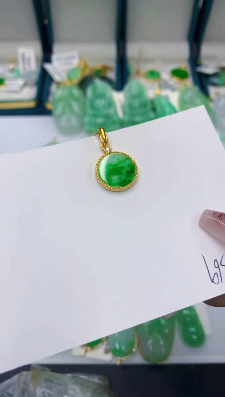 颈饰未镶嵌翡翠11111
