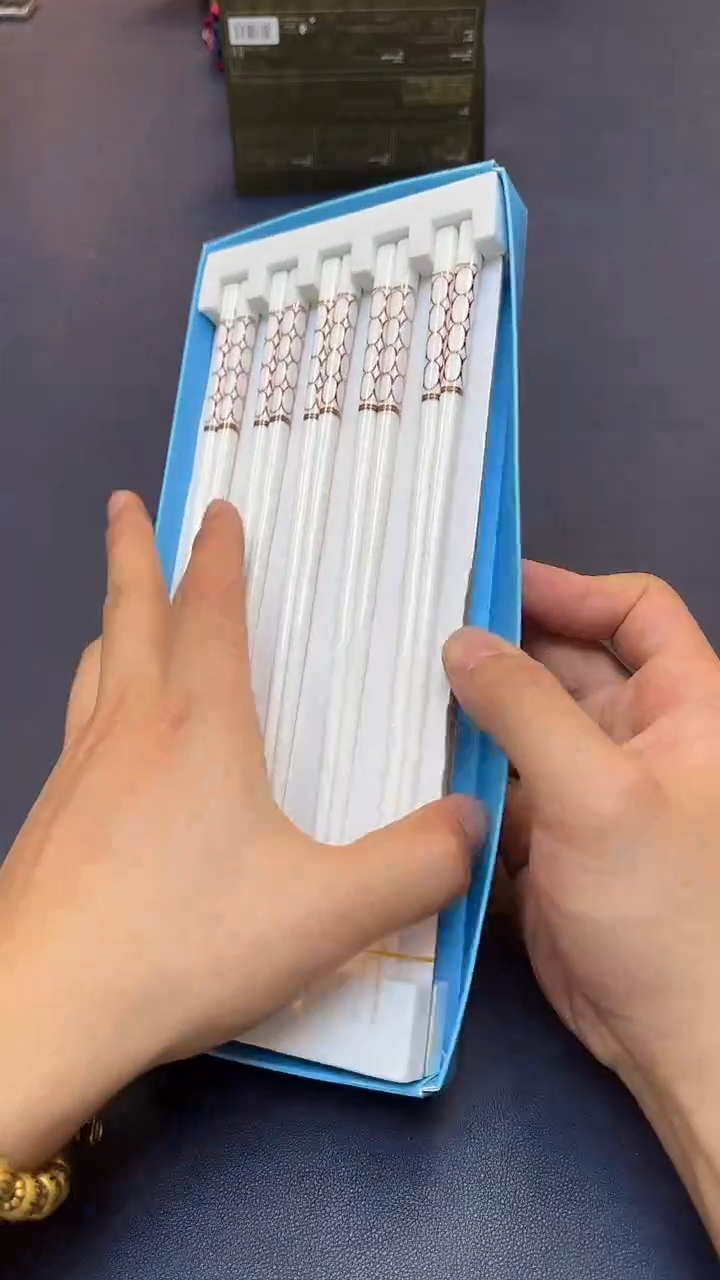 瓷片新号首播，只为数据@@Y315