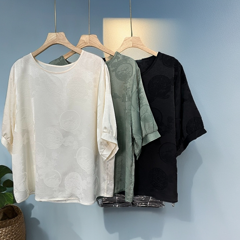 2025年款洋气时尚妈妈夏装女装短袖T恤中年休闲上衣透气舒适