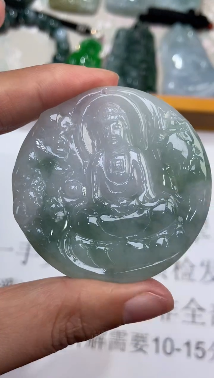 未镶嵌挂件翡翠376376    多人