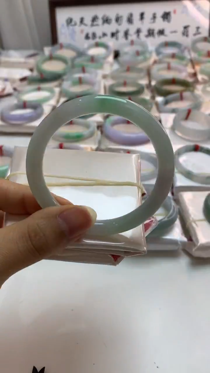 未镶嵌手镯翡翠55圆条