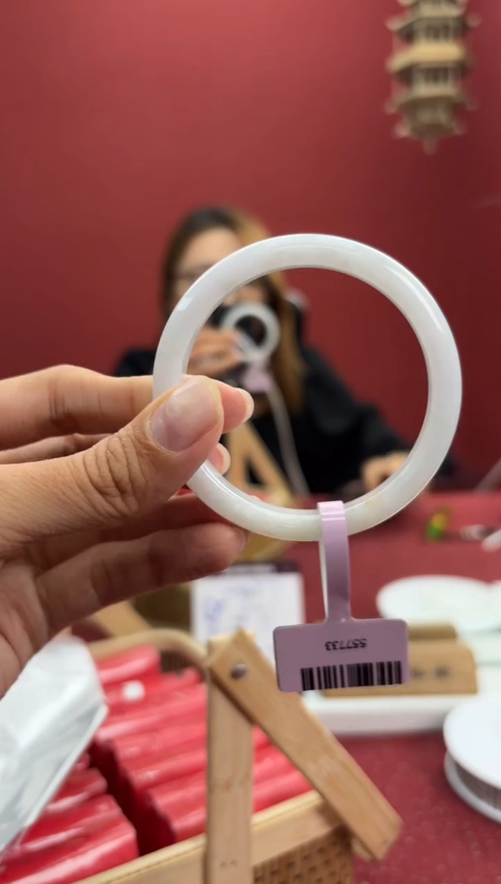 翡翠手镯未镶嵌6手镯