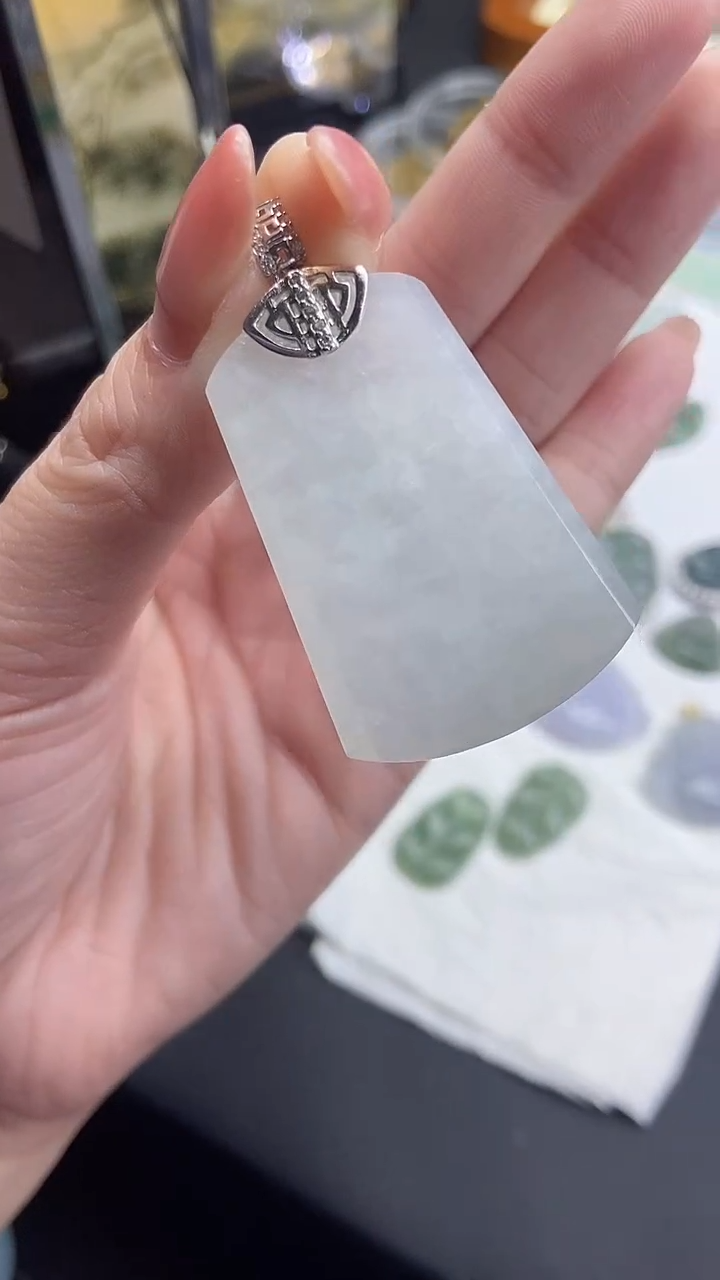 【闪购商品】翡翠吊坠(不含链)未镶嵌天然A货翡翠-吊坠