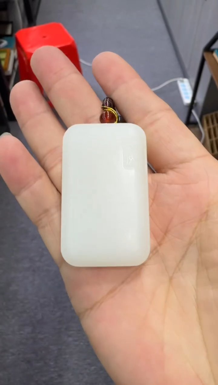 【闪购商品】和田玉吊坠未镶嵌无事牌配珠链