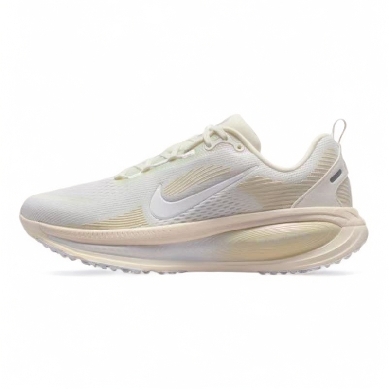 NIKE耐克【西】女鞋VOMERO 18运动跑步鞋IO9915-100