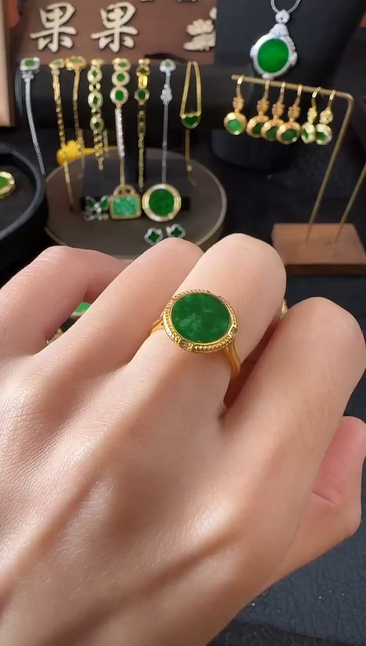 【闪购商品】翡翠颈饰银S925镶嵌戒指