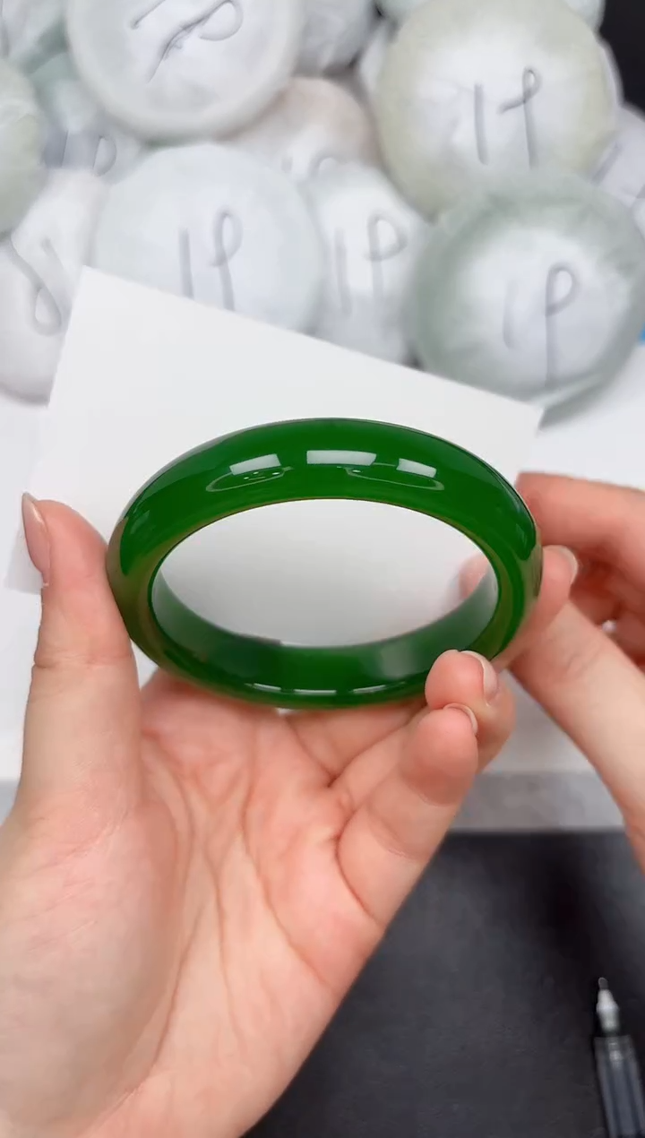 未镶嵌手镯石英质玉28/58.2