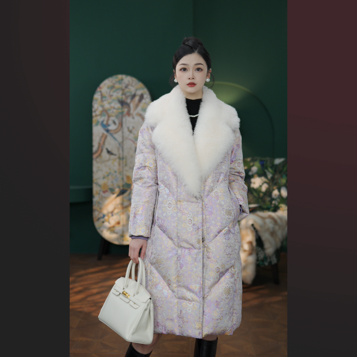 【绒锈蝶衣】2026设计师新款时尚休闲鹅绒服-W001