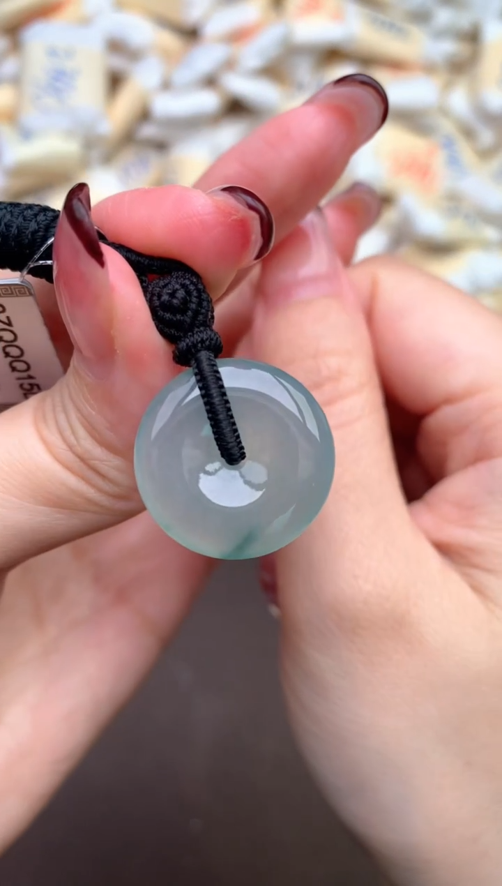 【闪购商品】翡翠挂件未镶嵌一