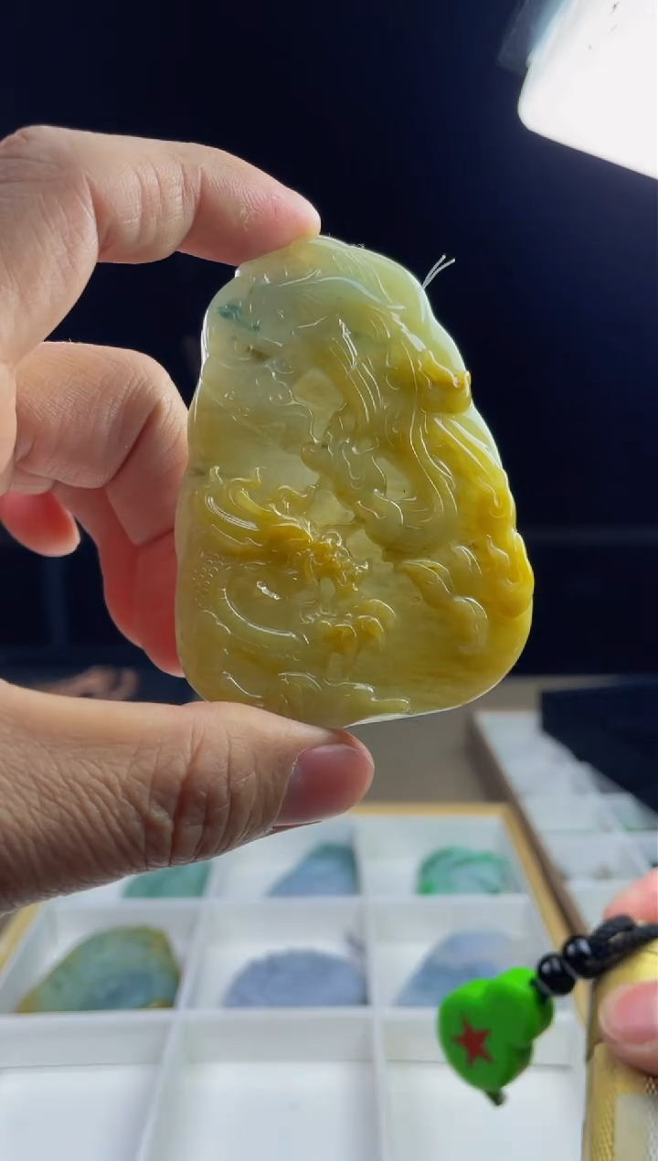 【闪购商品】定制翡翠未镶嵌        1670